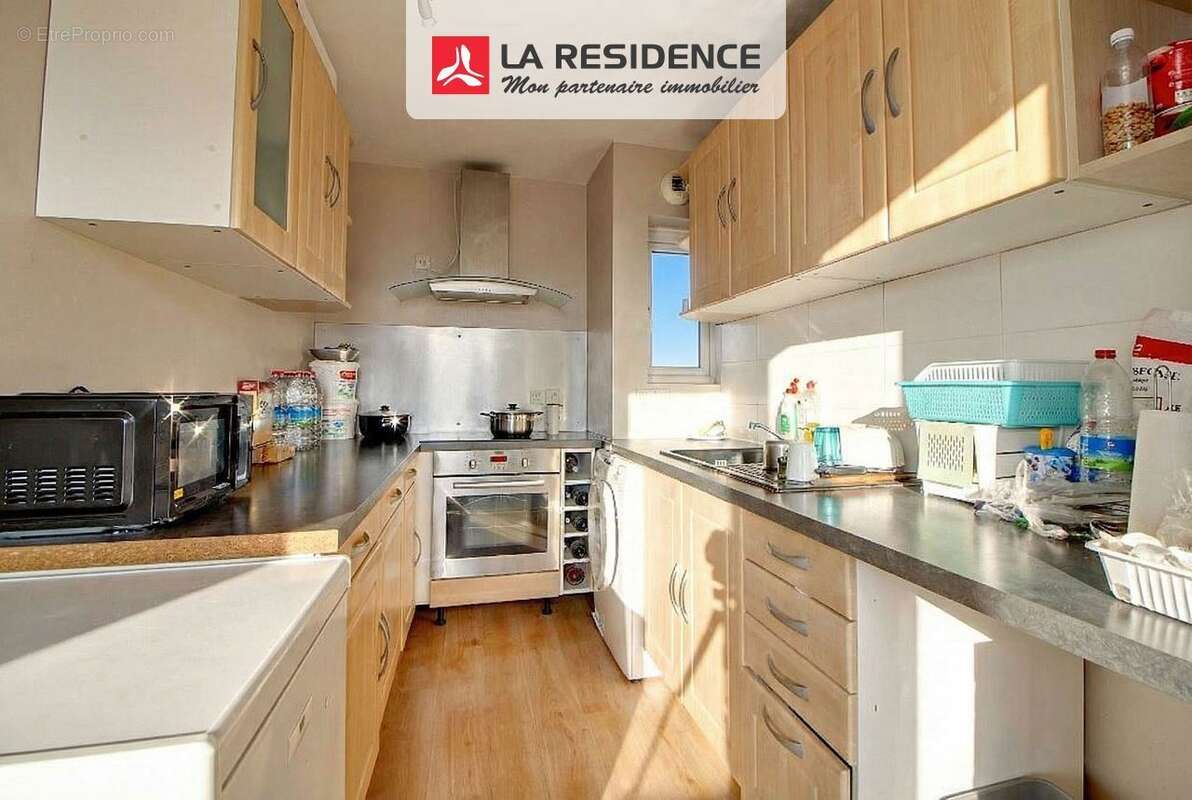 Appartement à CHANTELOUP-LES-VIGNES