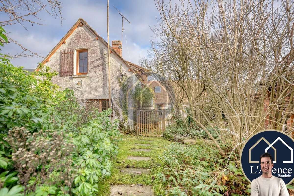 Maison à YERMENONVILLE