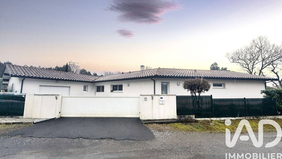 Photo 1 - Maison à TOSSE