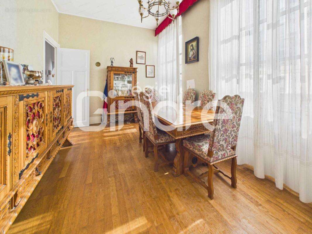 Appartement à CALUIRE-ET-CUIRE