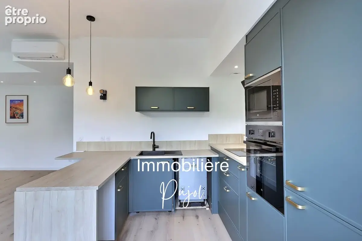 Marseille 13007   Roucas Blanc  Appartement T3 rénové de 62,47 m2 - photo 6