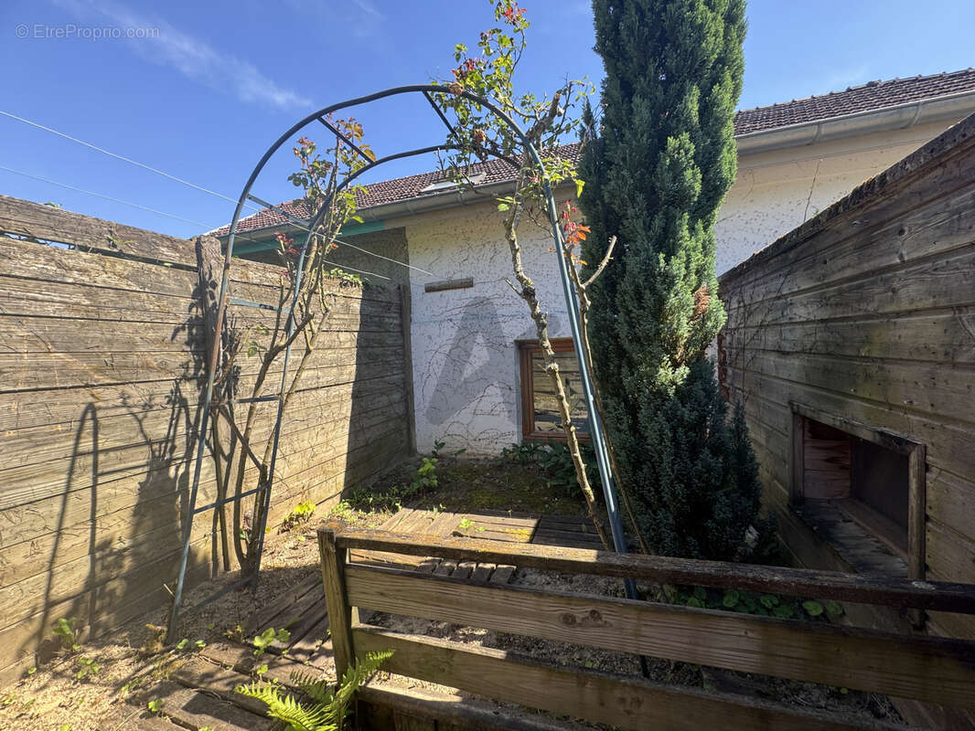 Maison à LIMONEST