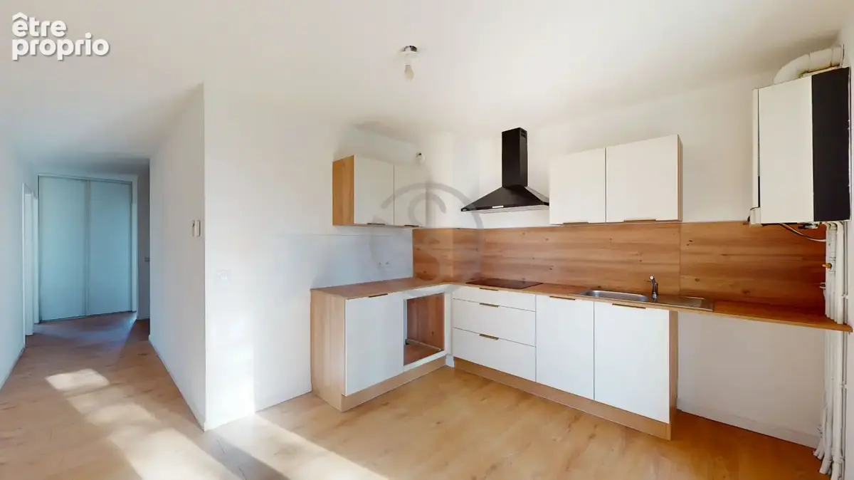 Appartement La Cote Saint Andre 4 pièces de 75 m2 - photo 5