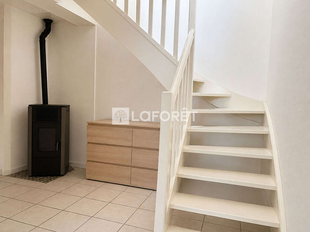 Appartement à ETREPIGNEY