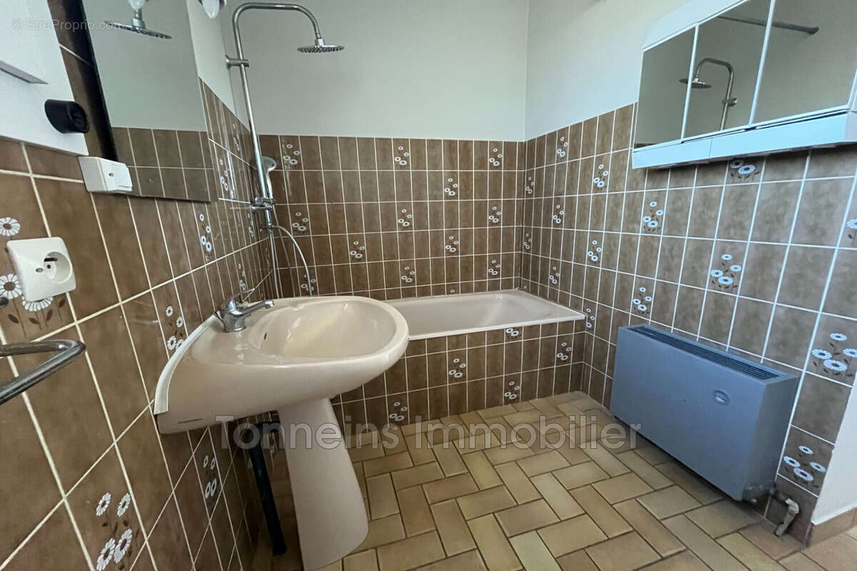 Maison 66 m² à Fauguerolles  - photo 5