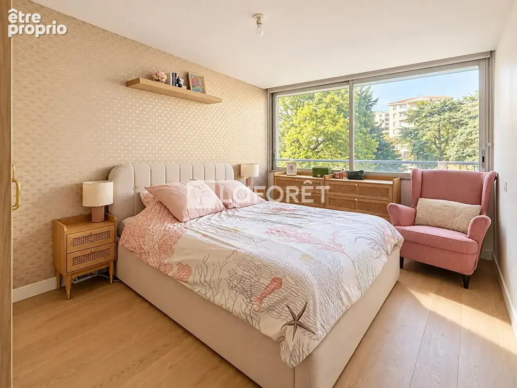 Caluire -margnolles -beau t4 de 74 m² avec balcon et vue panoramique ! - photo 5