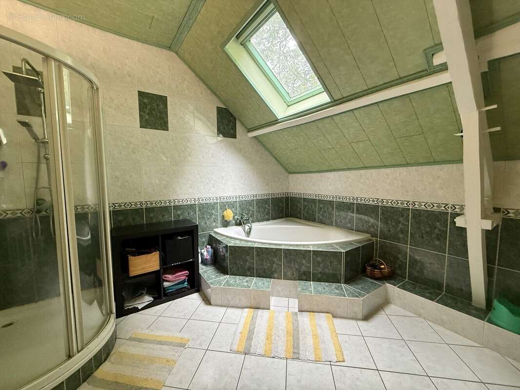 Maison à LES BRULAIS