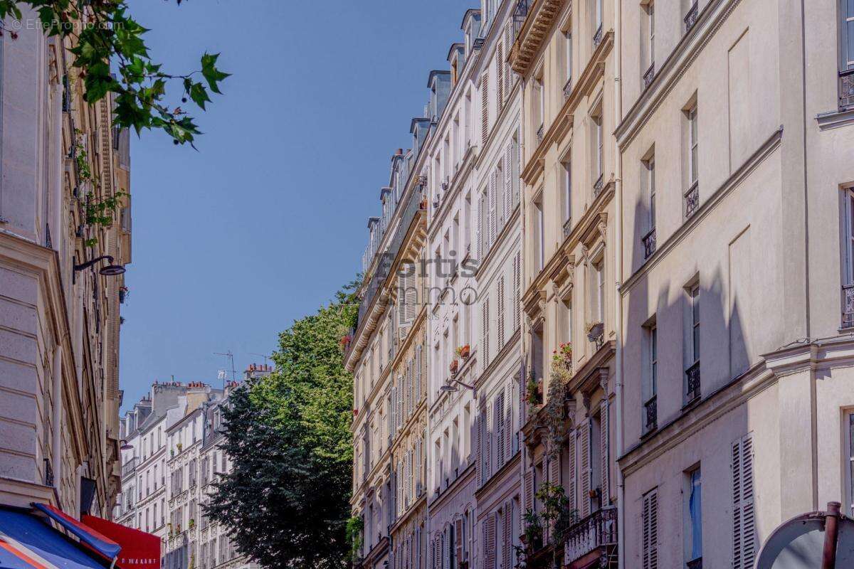 Appartement à PARIS-18E