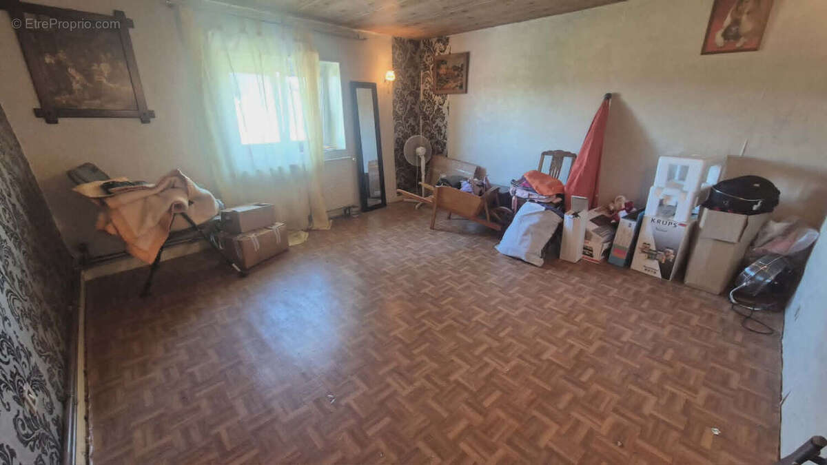 Maison à VINCEY