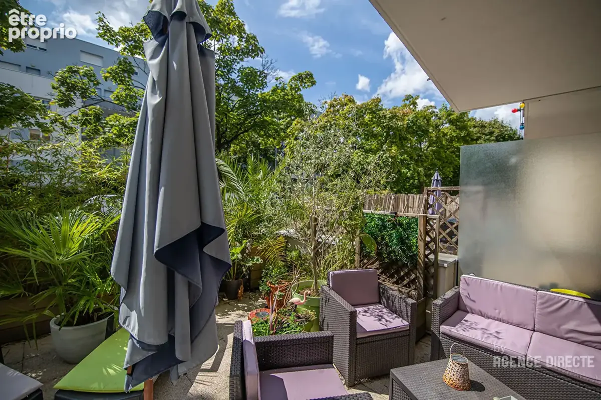 Appartement 64 m² -terrasse 30 m²- garage fermé-secteur Bellangerais - photo 2