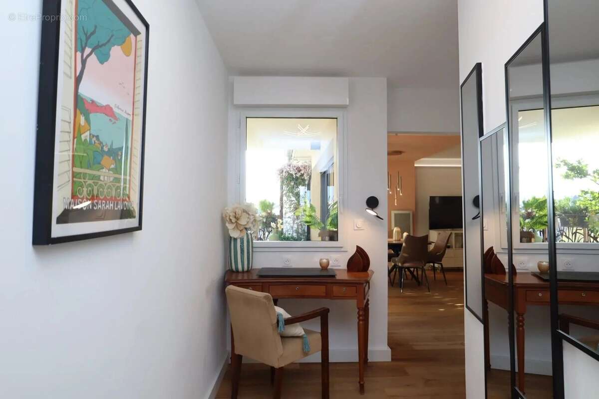 Appartement à HYERES