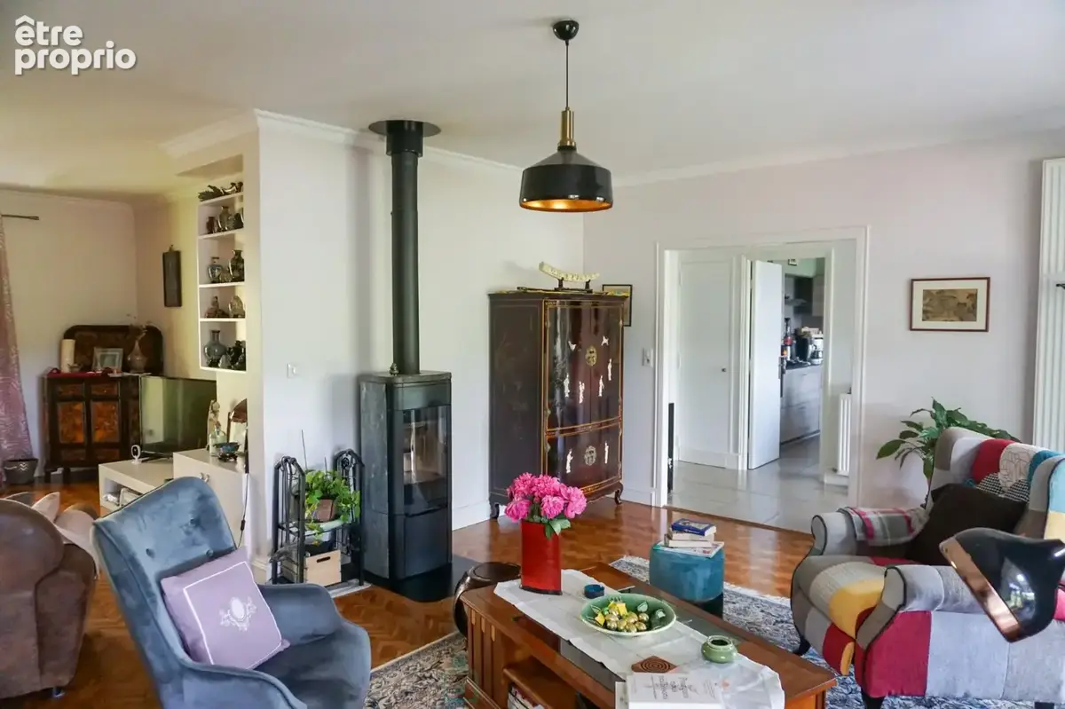 Elégante villa nichée sur les hauteurs du village de Brantôme. - photo 16