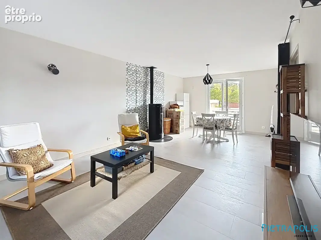 Maison 4 pièces 76 m² à vendre à Thizy (69240) - photo 3