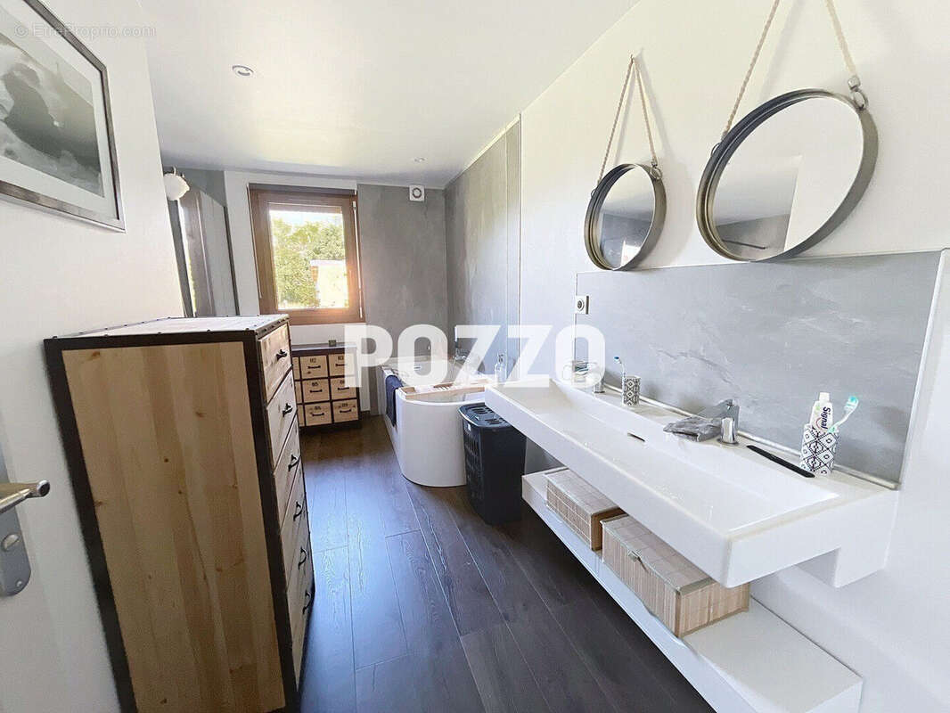 Maison à TORIGNI-SUR-VIRE