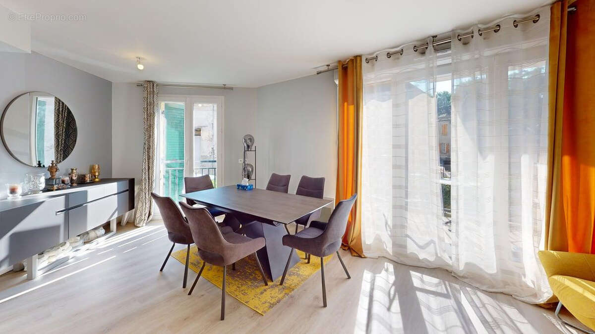 Appartement à CHALIFERT