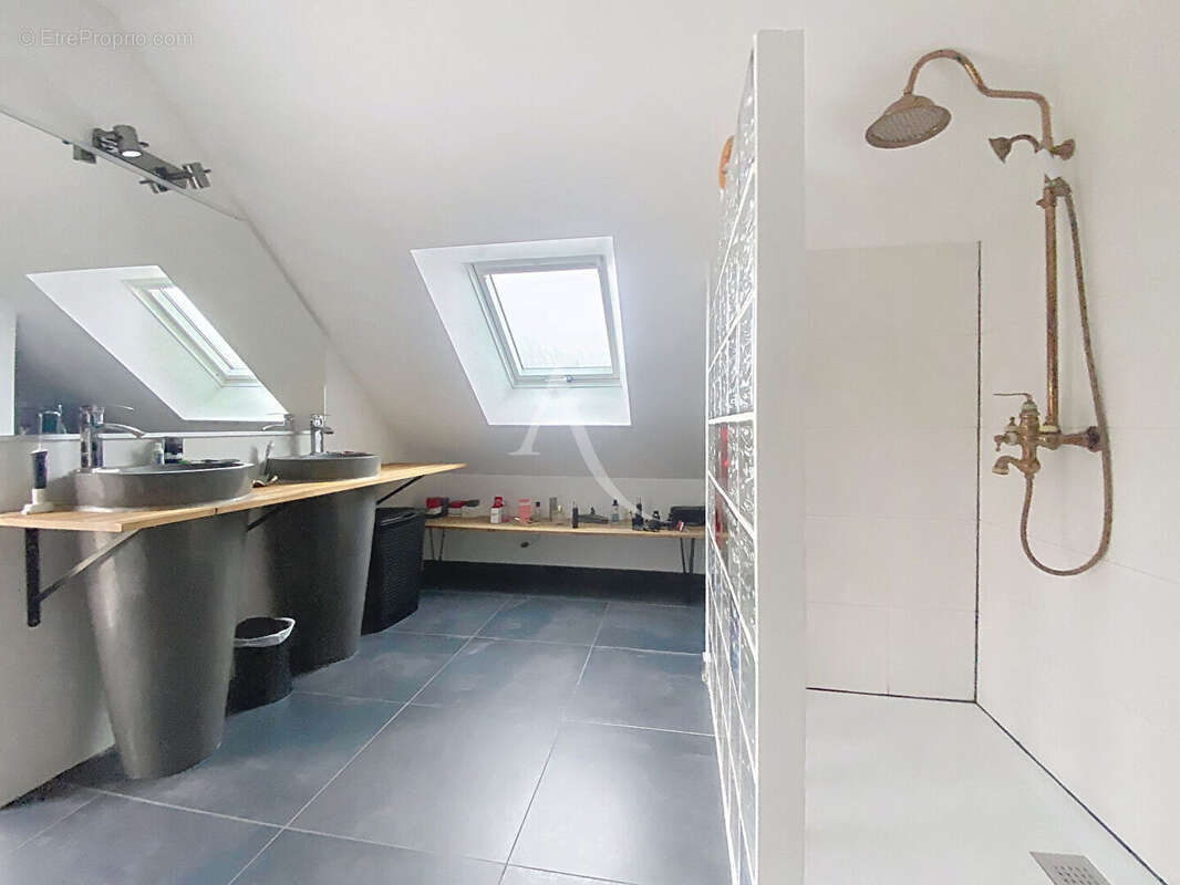 Maison à LA MEIGNANNE