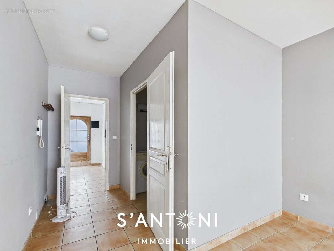Appartement à VIAS