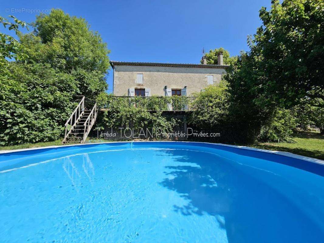 Maison à LAROQUE-TIMBAUT