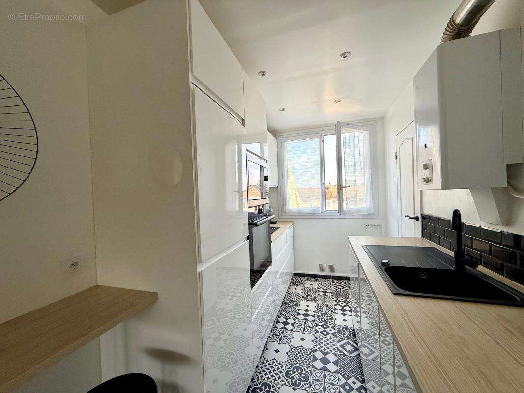 Appartement à MAROLLES-EN-HUREPOIX