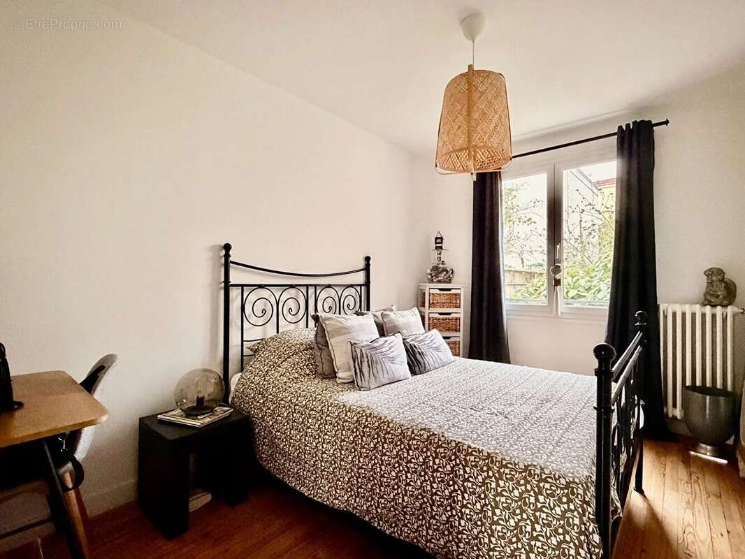Appartement à BOIS-COLOMBES