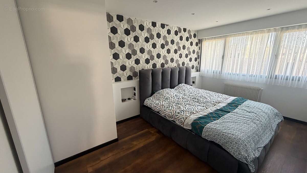 Appartement 76 m² à Annemasse  - photo 9