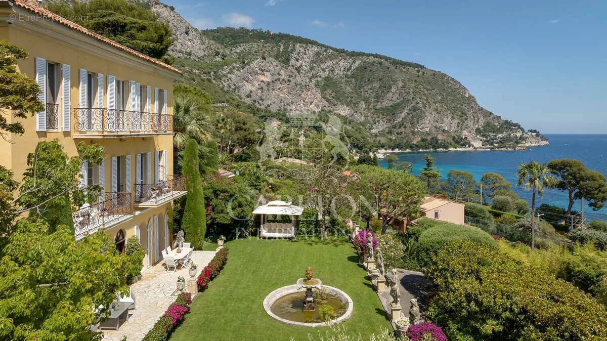Maison à EZE