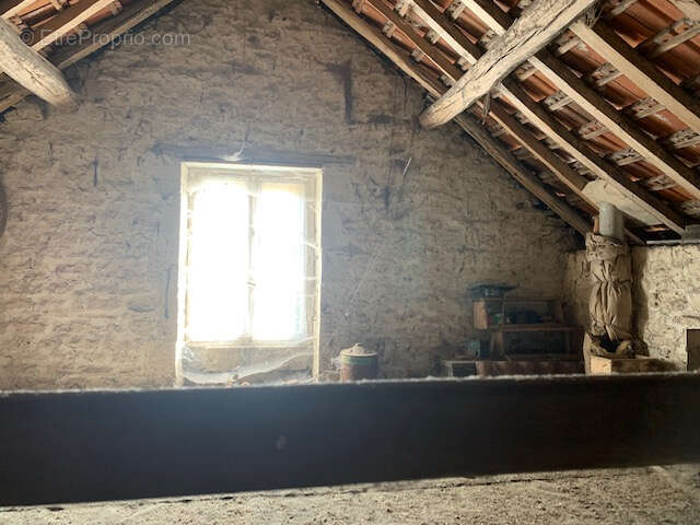 Maison à ANCY-LE-FRANC