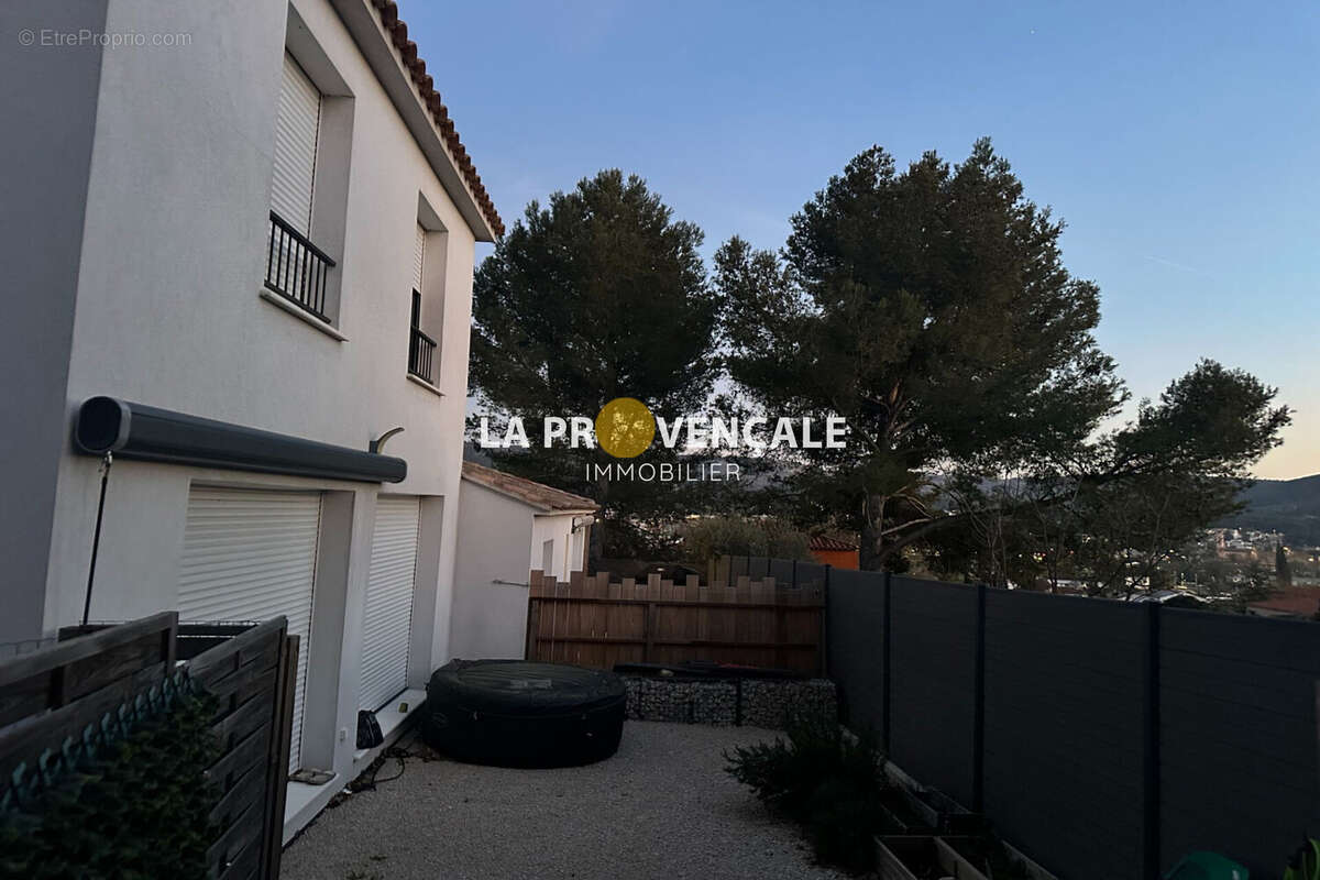 Maison à AUBAGNE