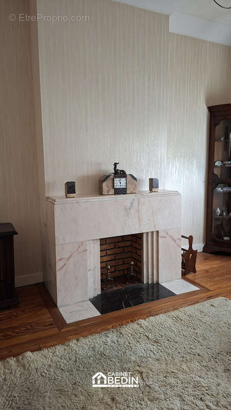 Maison 190 m² à Begles  - photo 4