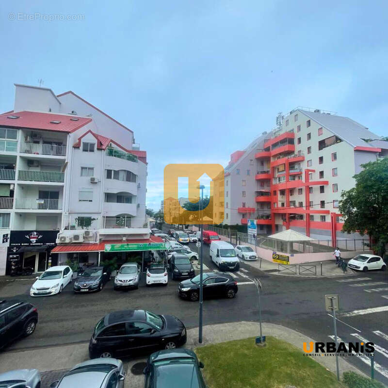 Commerce à SAINT-DENIS