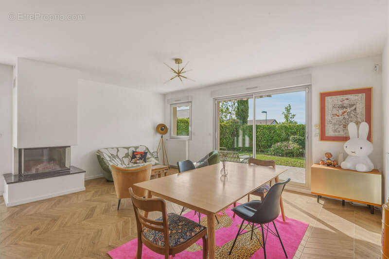 Maison à vendre 6 pièces PREVESSIN MOENS (01) - photo 5