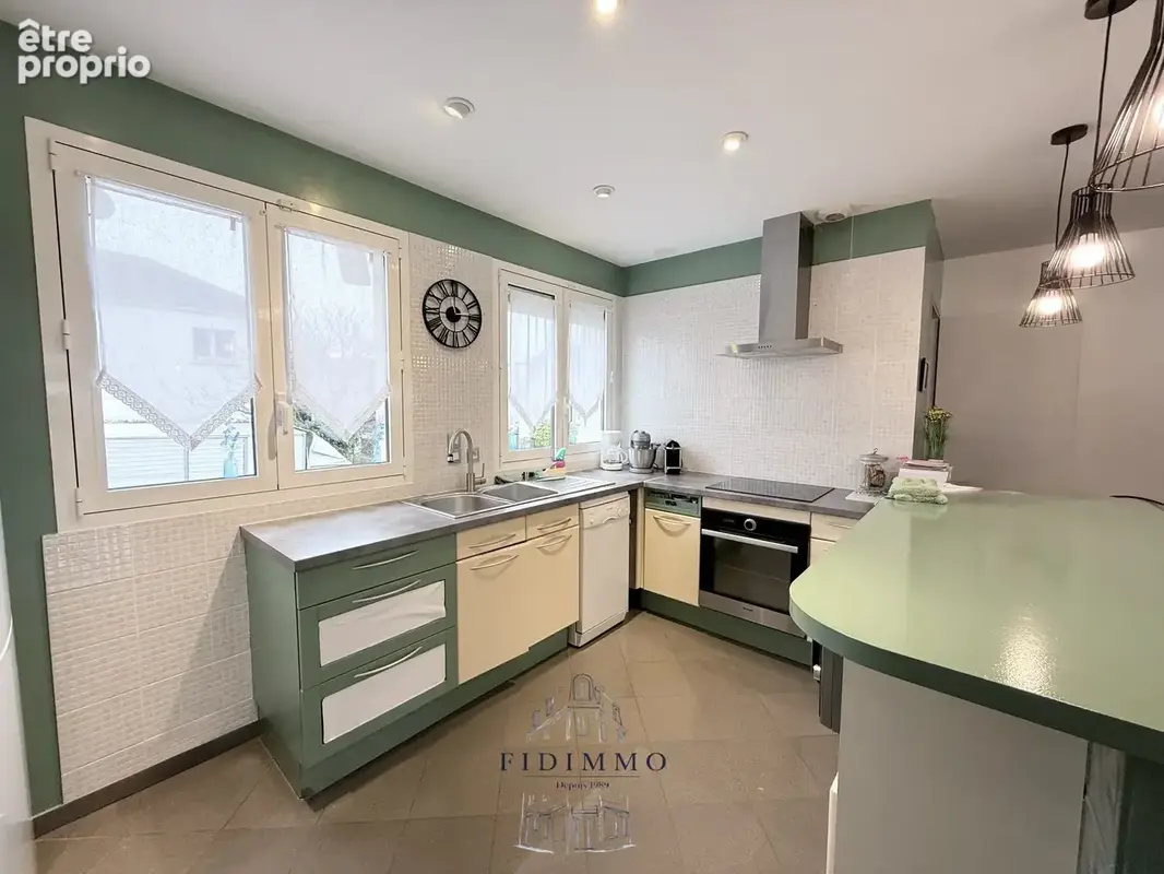 Immeuble de trois appartements proche centre-ville - photo 2