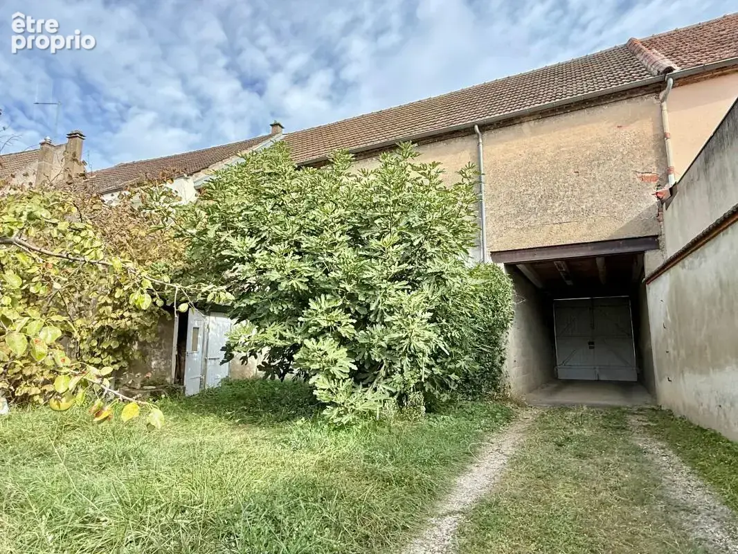 Saint-jean-de-losne – maison de caractère de 284 m² – terrain de 1 224 m² – dépendances et fort potentiel - photo 38