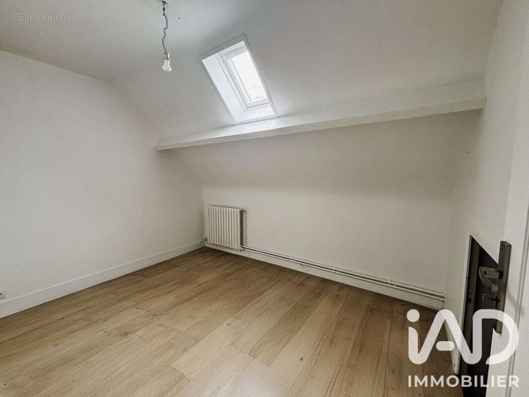 Maison 141 m² à Saint-Sauveur  - photo 9
