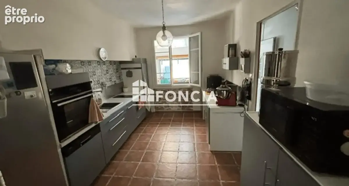 TOULON OUEST MAISON d'environ 120m2 avec 3 Chambres sur 490m2 de terrain - photo 13