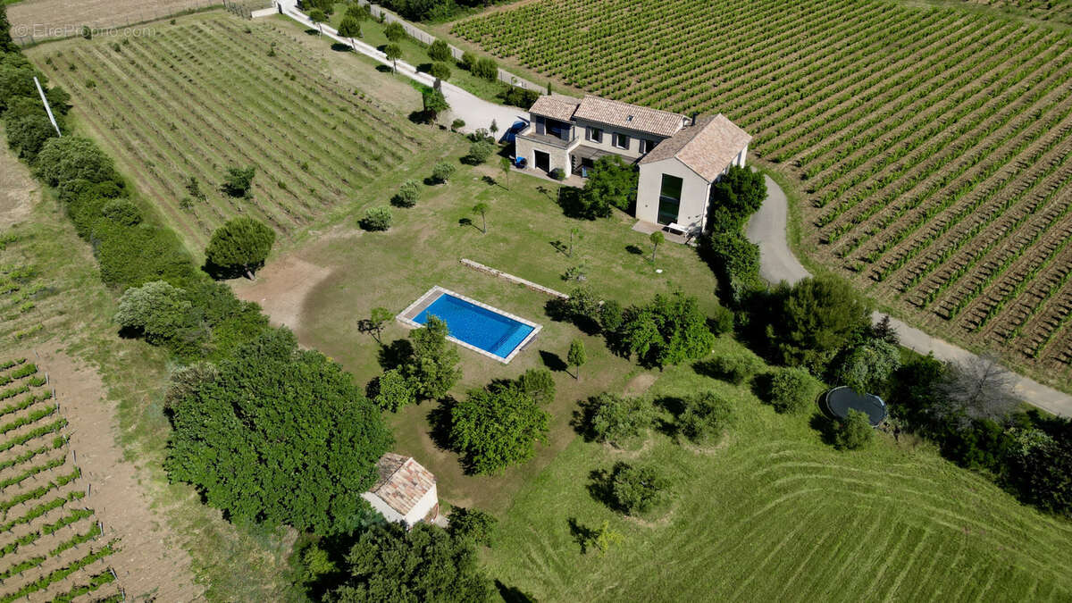 Maison à CHATEAUNEUF-DU-PAPE