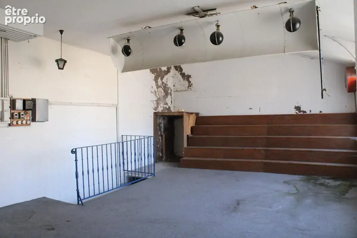 2 immeubles Ensemble immobilier avec plus de 830 m² exploitables. Fort potentiel de rentabilité - photo 12