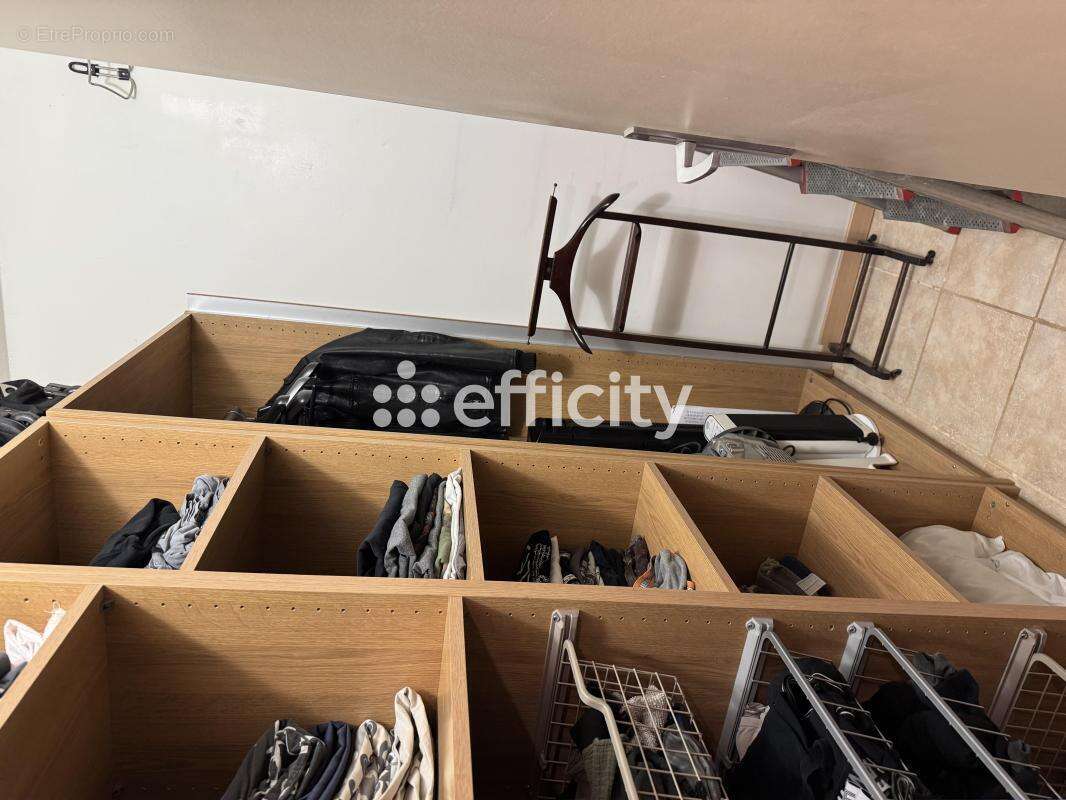 Appartement à GRIGNY