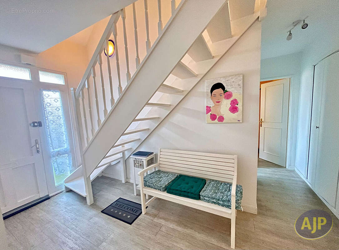 Maison à LA CHAPELLE-SUR-ERDRE