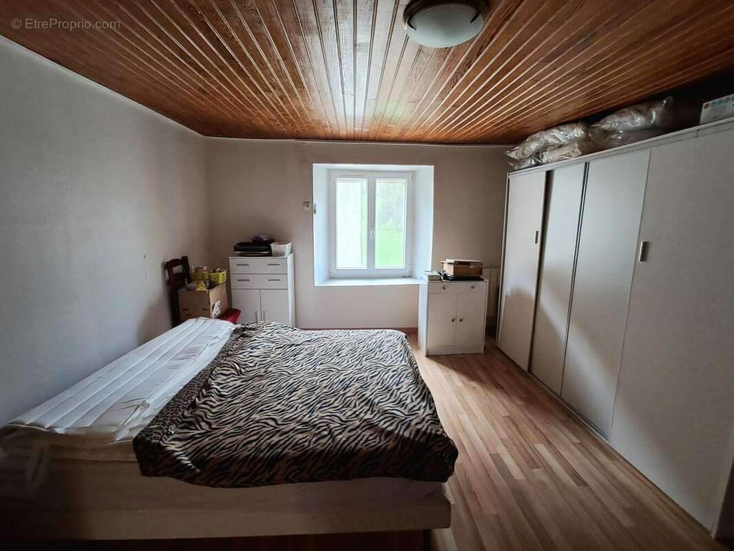 Photo 5 - Maison à HYEMONDANS