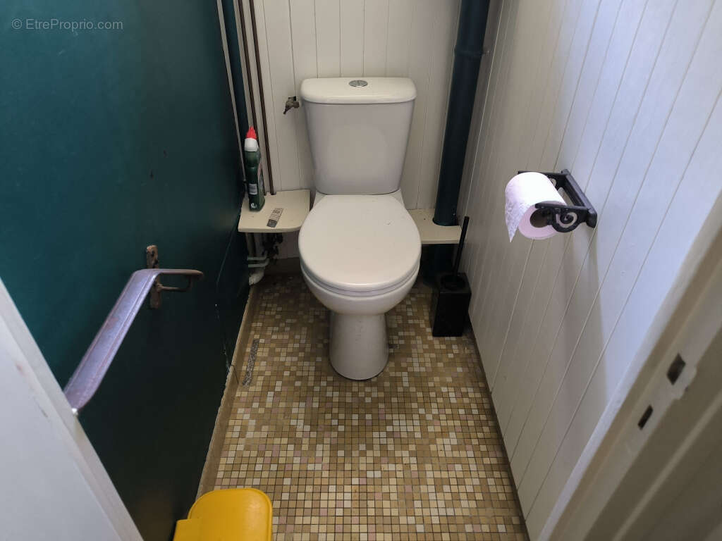 Maison à OUROUX-EN-MORVAN