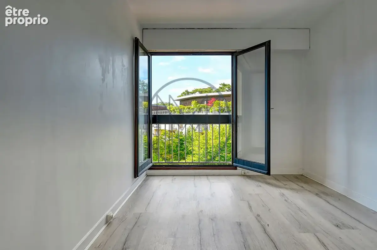 Appartement Versailles 5 pièce(s)-secteur Pershing-Ascenseur-Balcons-Gardien - photo 9