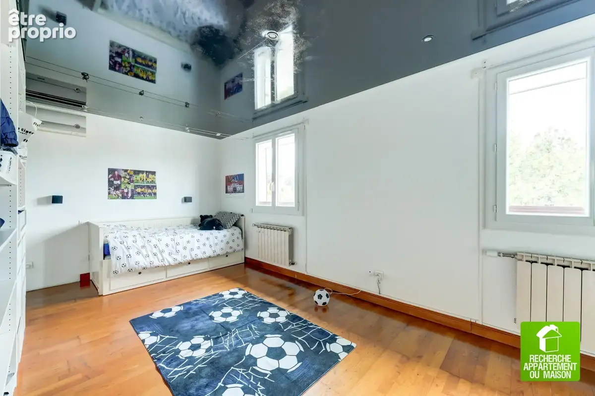 À VENDRE   Maison familiale 5 pièces   202 m2 habitables   Saint-Priest Manissieux - photo 12