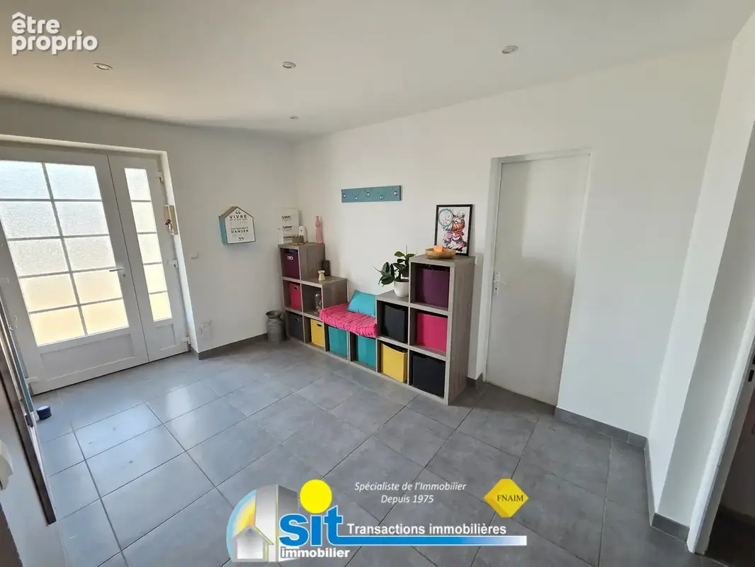 A vendre - reventin vaugris (38121) appartement type 3 106m2 habitables avec garage et terrasse - photo 6