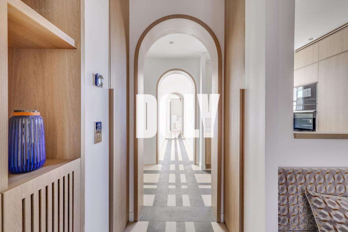 Appartement à PARIS-2E