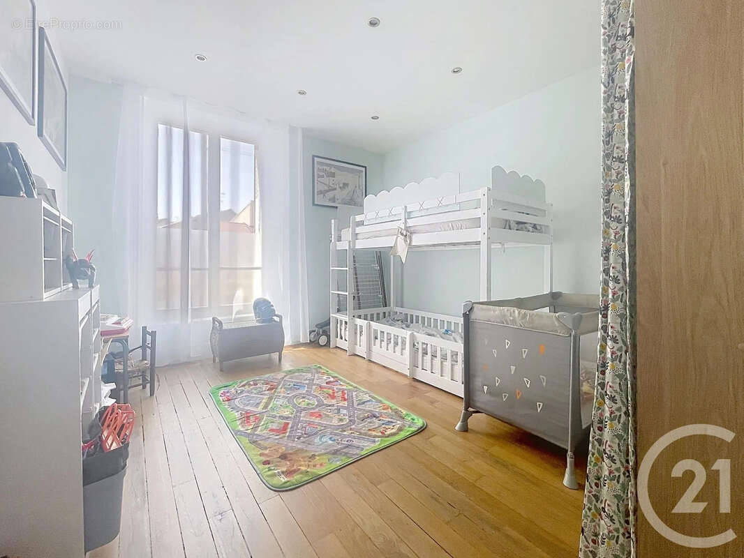 Appartement à MONTEREAU-FAULT-YONNE