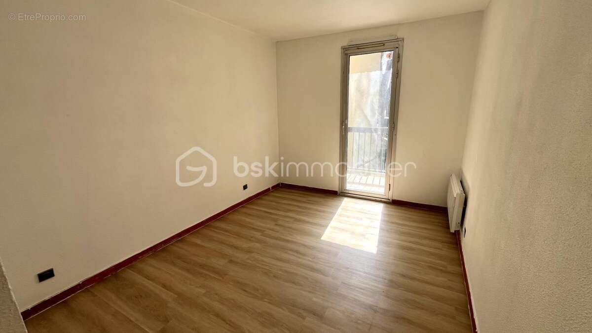Appartement T3 sur les hauteurs de Cassis Résidence avec piscine - - photo 7