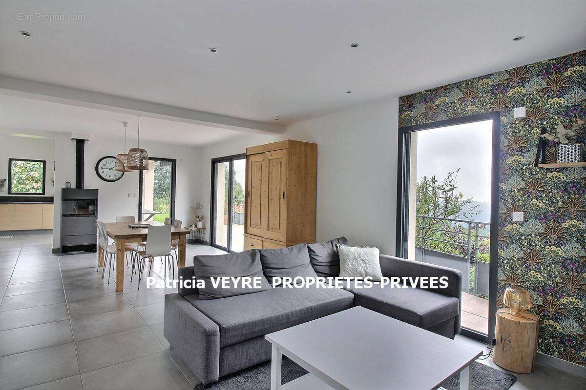 Maison à TARENTAISE