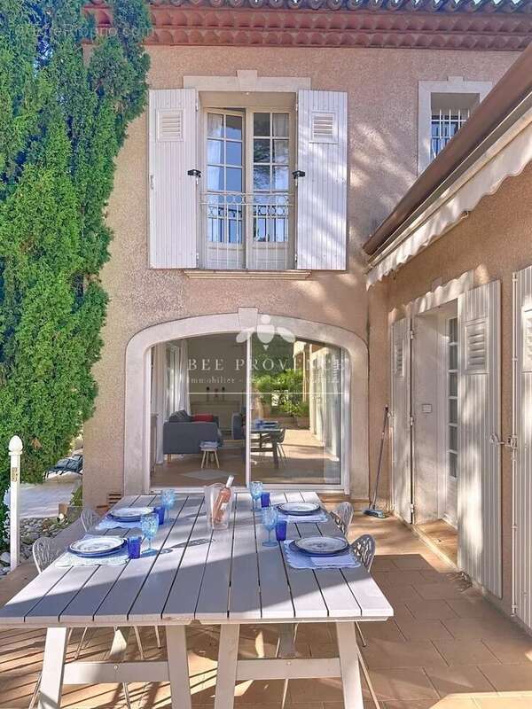 Maison à SAINT-RAPHAEL