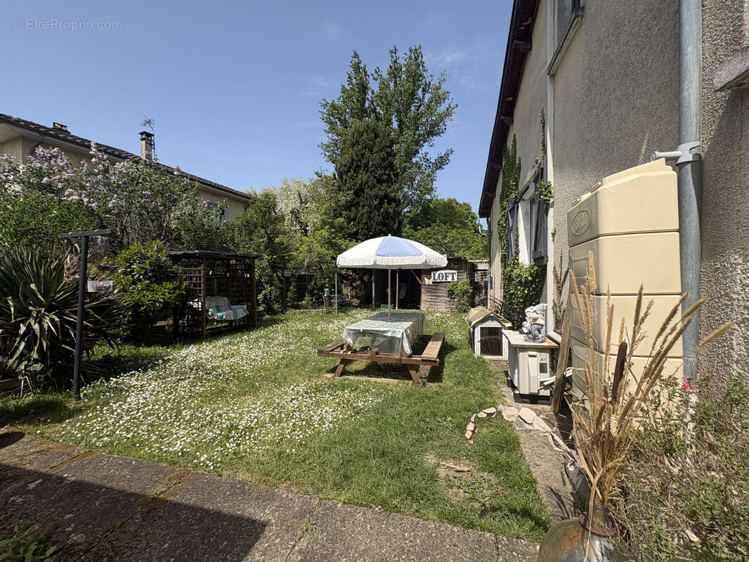 Maison à SAINT-CYPRIEN